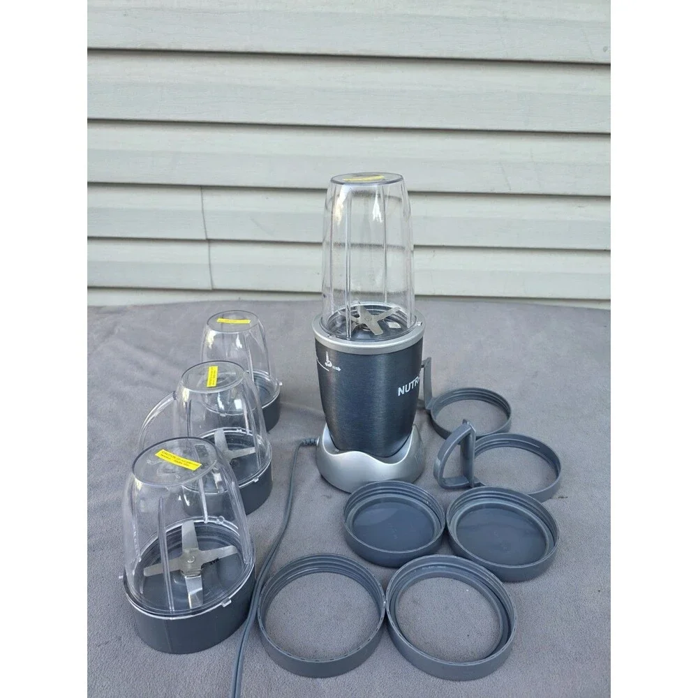 NUTRIBULLET Magic Bullet BlenderNB-101B Personal Blender w/ Accessories (Tested)